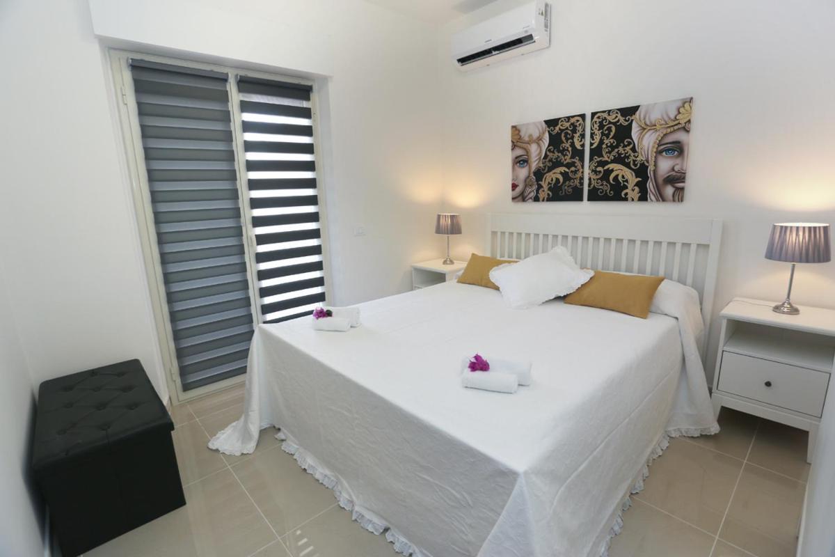 Naxos Sicilian Luxury Apartment Giardini Naxos Luaran gambar